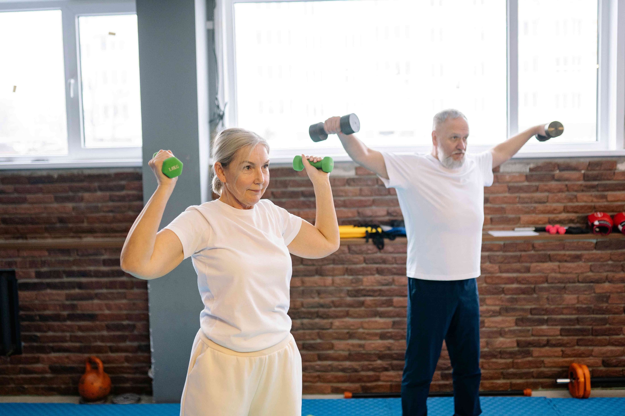 Personal Trainer for Seniors: Enhancing Health and Well-being
