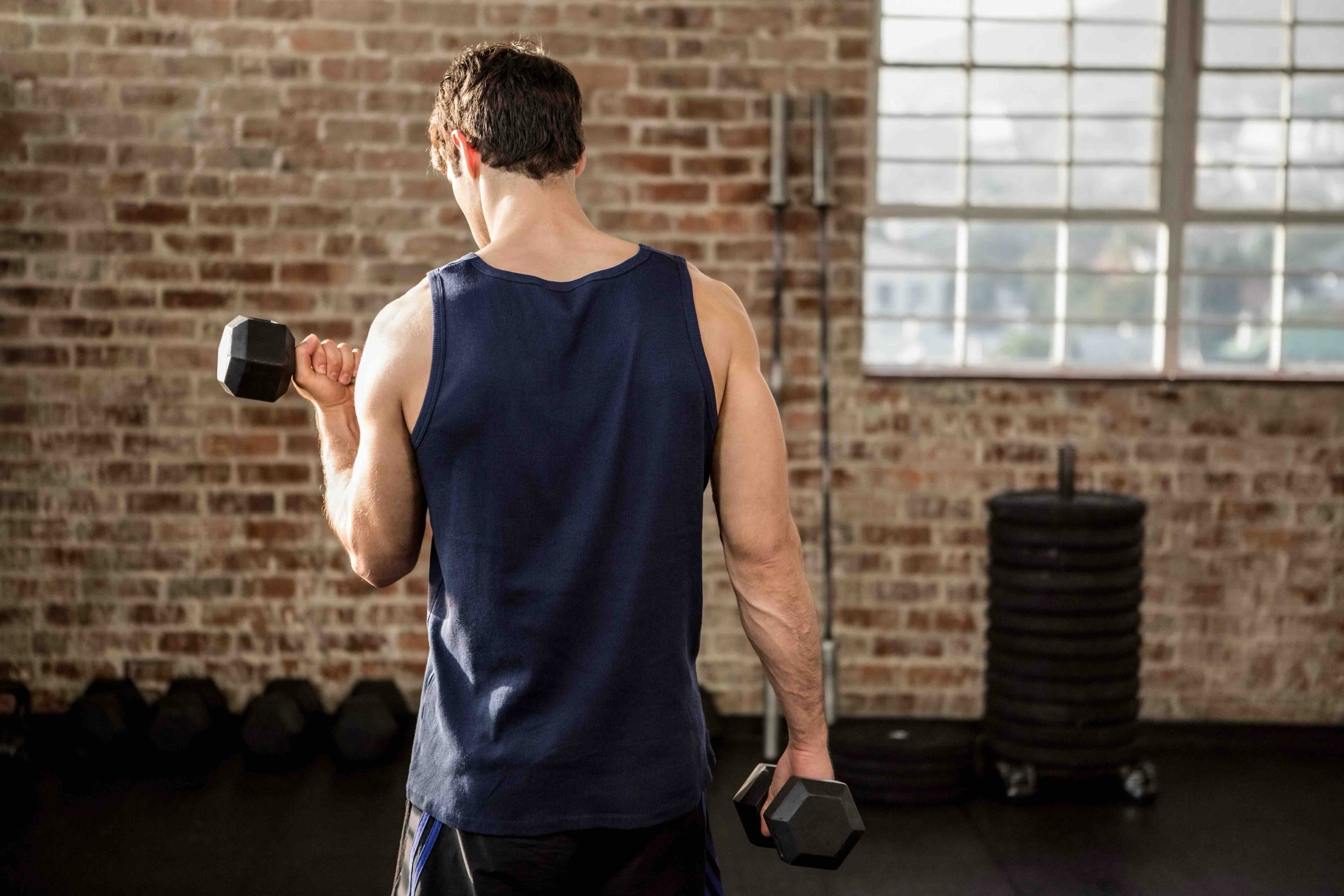 Effective Dumbbell Back Exercises for Strength and Muscle Growth