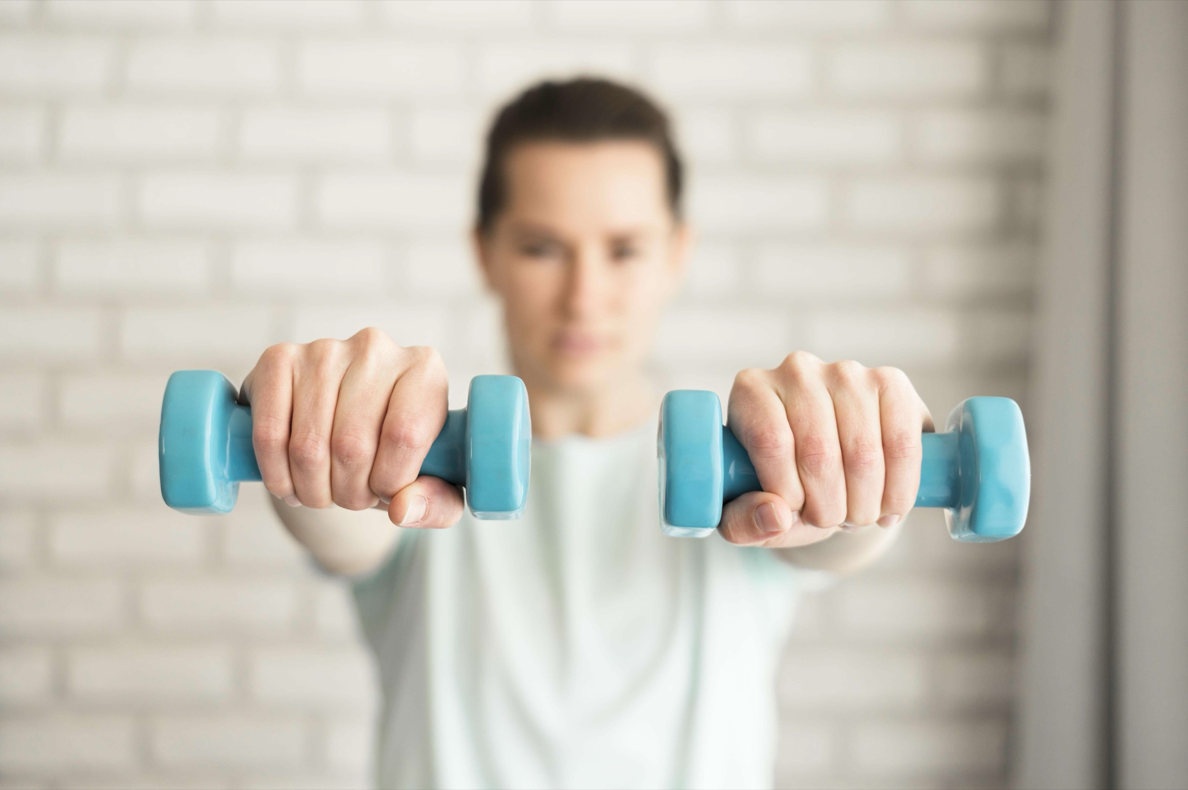 Dumbbell Front Raise: The Ultimate Guide to Building Shoulder Strength and Definition